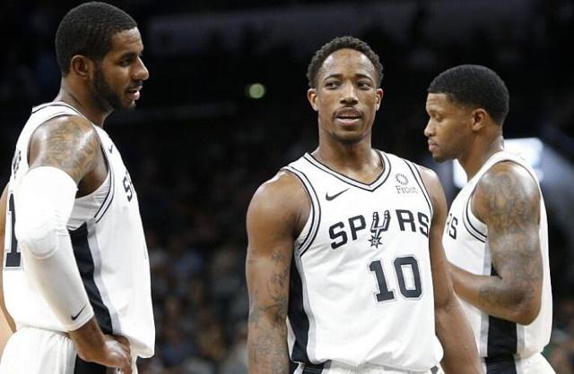 敲响警钟 敲响警钟